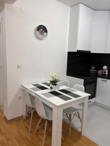 Nemo Apartment