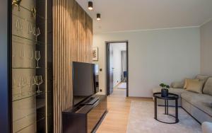 Uus Street Apartment, Modern Stay near City Centre with Free Parking