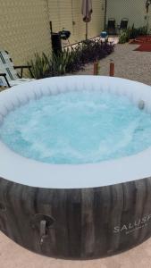 Suite Caravana Ejecutiva con Jacuzzi Privado y Estacionamiento - Apodaca