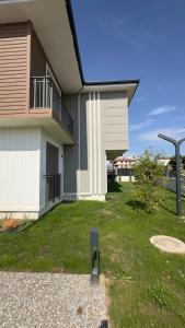 Nest Park Side