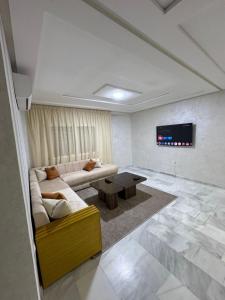 Cozy Apartment in Central Tangier Mly Ismail