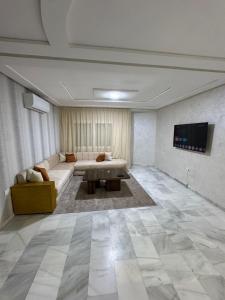 Cozy Apartment in Central Tangier Mly Ismail