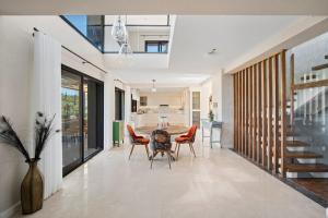 Isolated, Luxurious Stay, Olivinn Yalı Mansion