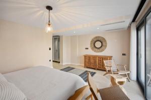 Isolated, Luxurious Stay, Olivinn Yalı Mansion