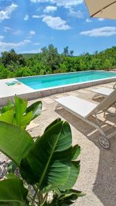 Casa Del Sol - Modern stone villa with private pool in Lustica