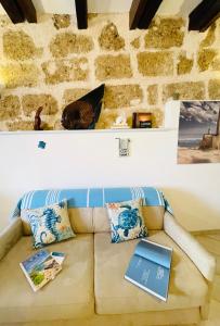 Catalan Art Room Studio Apartment img11