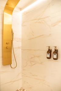 ROYALE by LALIE - Luxe & SPA