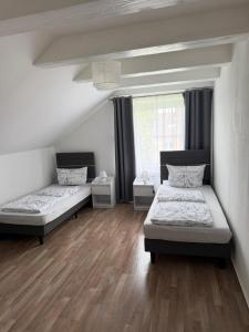 Goldstar Apartment- Ferienwohnung Hannover -Sehnde