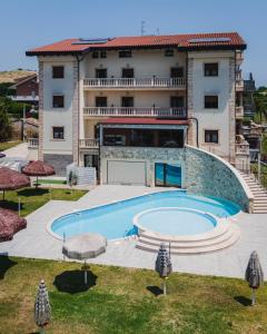 Halanus Hotel And Resort