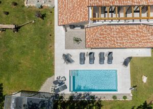 Carpe diem - holiday house with pool & vineyard