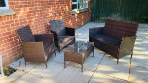 Lilac Bicester-Oxford quiet 3 bedroom house with private parking