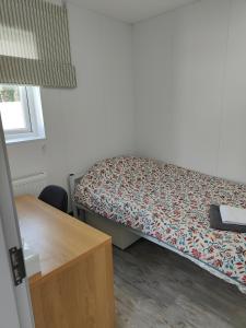 Single room with ensuite in Dundrum close to public transportation