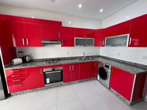 Corniche-Front 2 Bedrooms Apartment