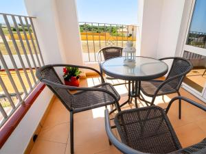 Apartamento con Piscina compartida y Terraza privada