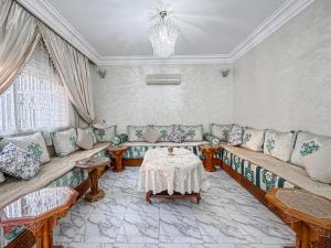 Villa Évasion Salon Marocain et Terrasse