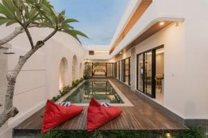 NEW 2 BR Private Villa in Nyanyi 5 min Nuanu Near Canggu