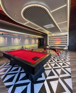 Executive 1BR, BKK1 Premium Residence, Rooftop Pool & Gym