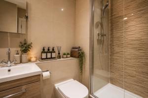 Spacious Family 3BR nr London Bridge with CarPark Netflix