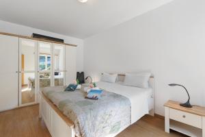 Garden on the lake 2 - Happy Rentals