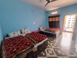 Devom Guest House