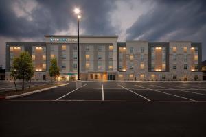 Everhome Suites Georgetown - Austin