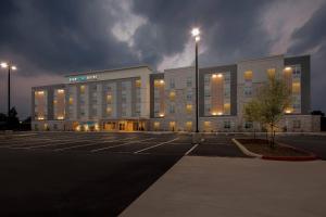 Everhome Suites Georgetown - Austin