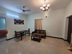 Chippy Parkside Service Apartment Coimbatore