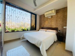 Marita 701 Bandra beauty 2 bed 2 Bath Sea view Parking