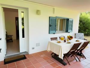 Casa Gioia -Appartamento con veranda vicino Marinella
