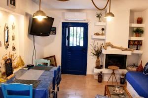 The Aegean Eleutheria-Tinos