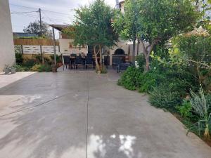 Elea Suites Adelianos Kampos