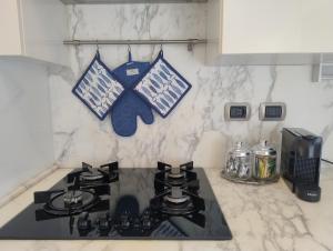 Gardone Apartment lake view and free parking