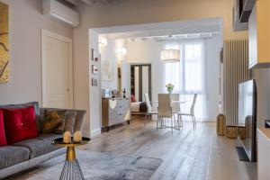 Albero Apartment by Maison Florence