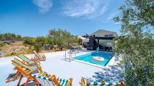Holiday home Edi by Villas Guide