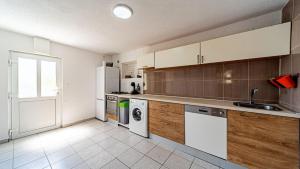 Holiday home Edi by Villas Guide