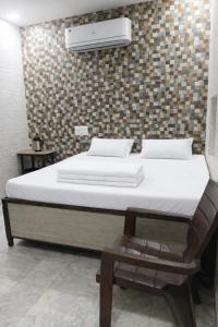 Shalimar Home Stay - FREE PICKUP