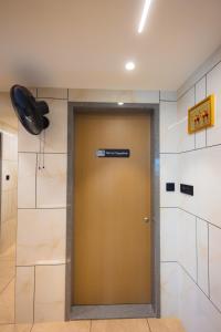 Nirrtul Saphhire Studio Apartment Specious & Cozy