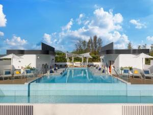 Radisson Blu Resort, Phuket Mai Khao Beach