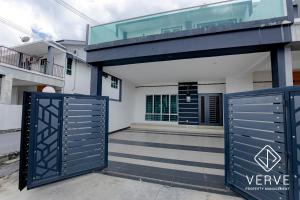 Ipoh Luxury Suites by Verve EECH16-18pax