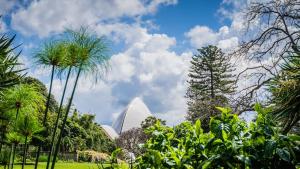KozyGuru | CBD Darling Harbor | View Stunning Loft