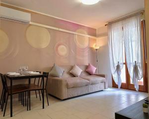 Aura House