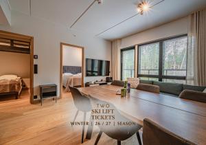Ski Chalet C23 Ski-in Ski-out by Aavalevi
