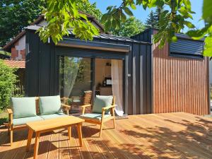Modernes TinyHouse mit Klimaanlage in privater Atmosphäre