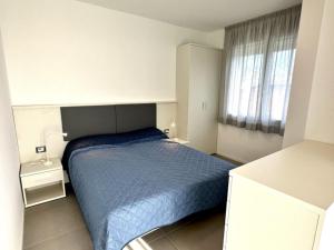 Apartment near beach with pool access