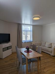 L - city Ketlin aparments
