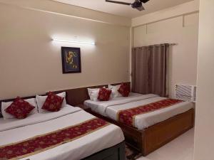 HOTEL BREEZE NEW JALPAIGURI