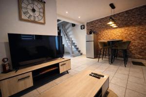 Chez Louis - Central Triplex