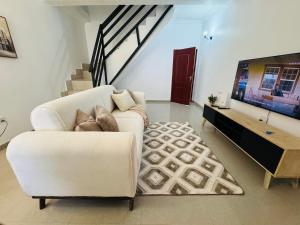 Revo Apartments