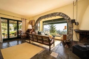 Villa Aspilon-Peaceful Mountain Escape near Drama