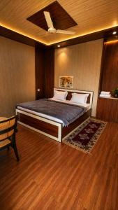 Tree Heaven Resort-Kanatal